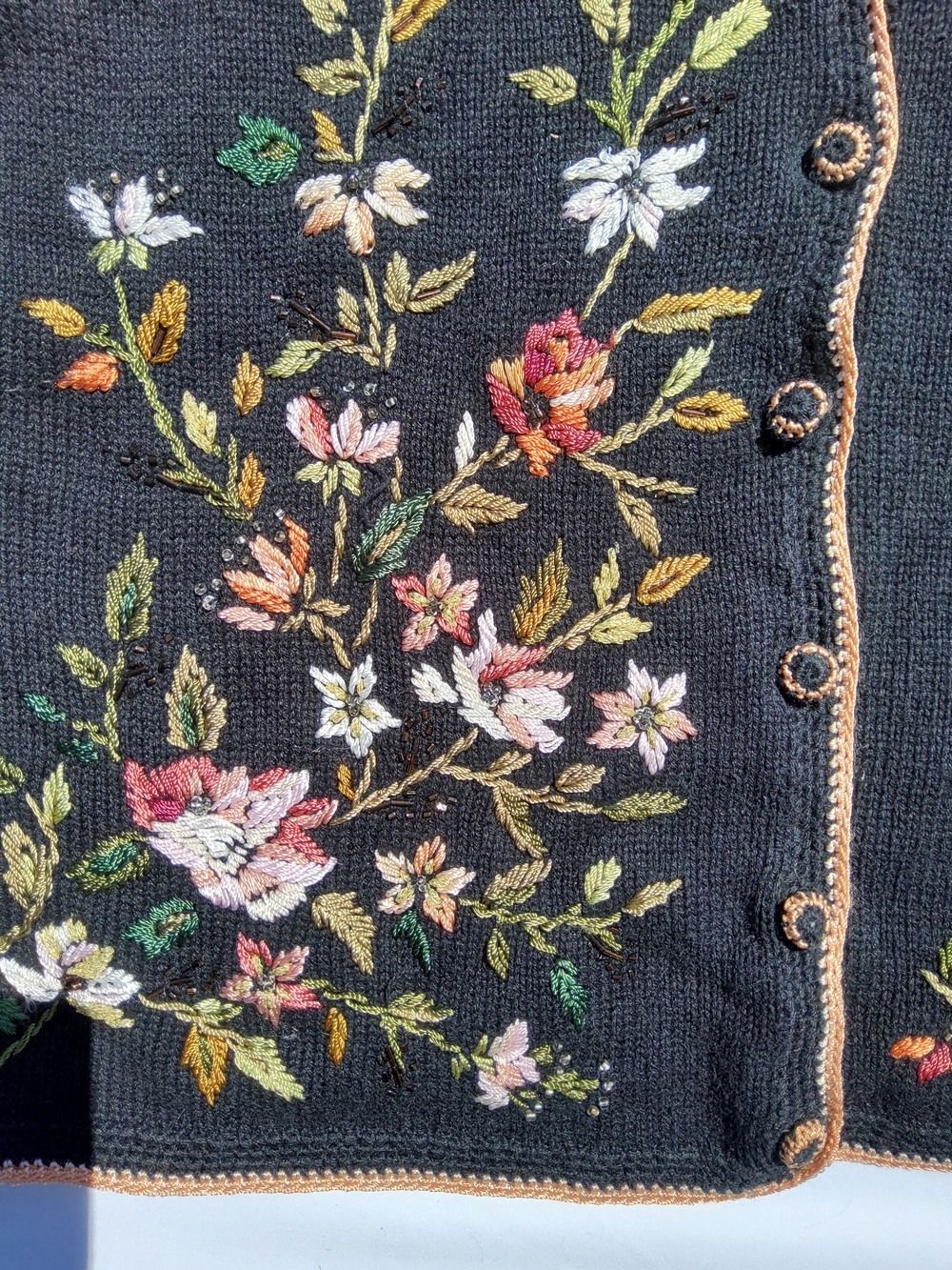 Vintage TIARA International Embroidered Beaded Floral Button Front Cardigan - Picture 4 of 6